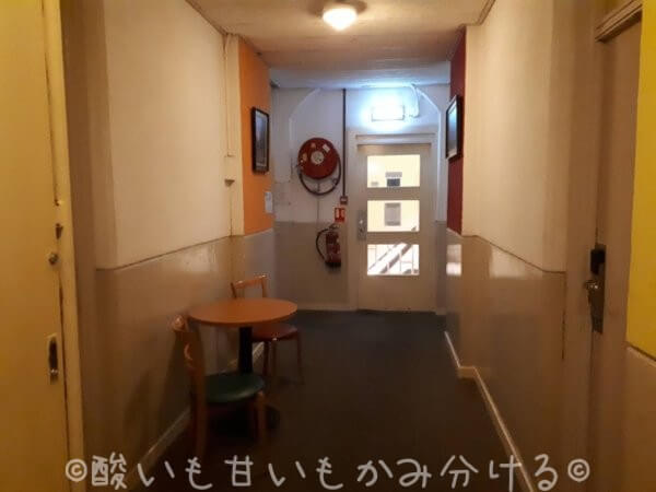 ユーフェミア　バジェット　オールド　シティ　カナル　ゾーンの部屋へ続く通路