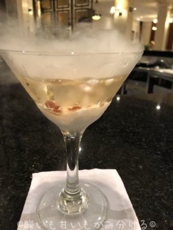 Valentin Imperial Riviera MayaのMartini Barのカクテル一例