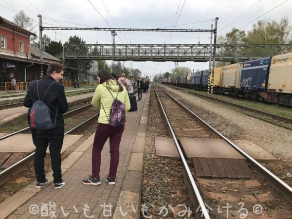 Čáslav駅ホームの様子