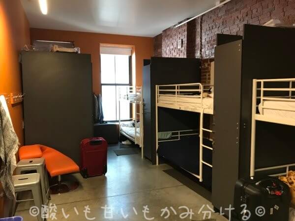 HIボストンホステル女子専用8人部屋の室内様子