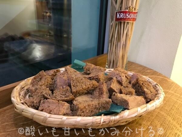 手作りビールパンの試食