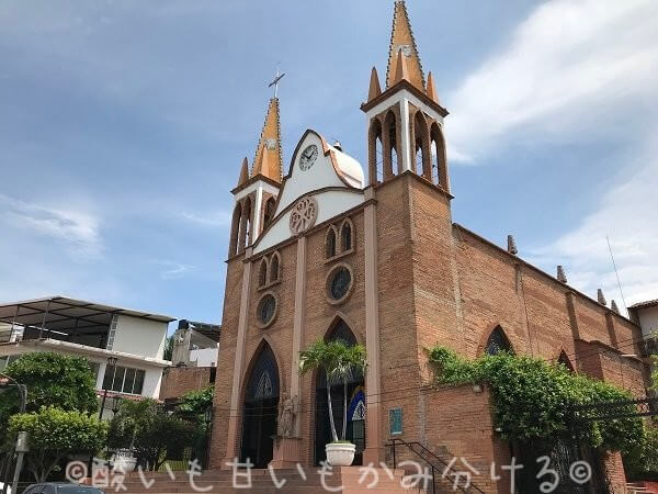 聖母加護教区教会（Parroquia Nuestra Señora del Refugio）