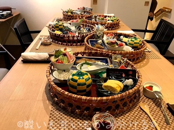 いっぺん庵の朝食風景