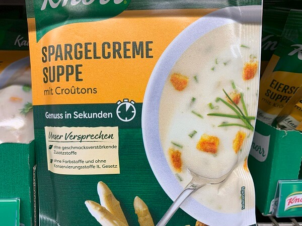 白アスパラガス（Spargel）のスープ