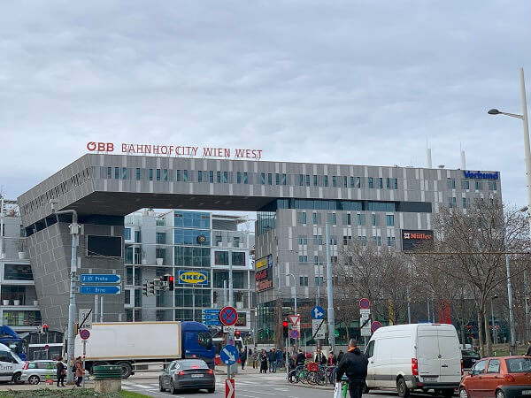 ウィーン西駅（OBB Bahnhof City Wien West）