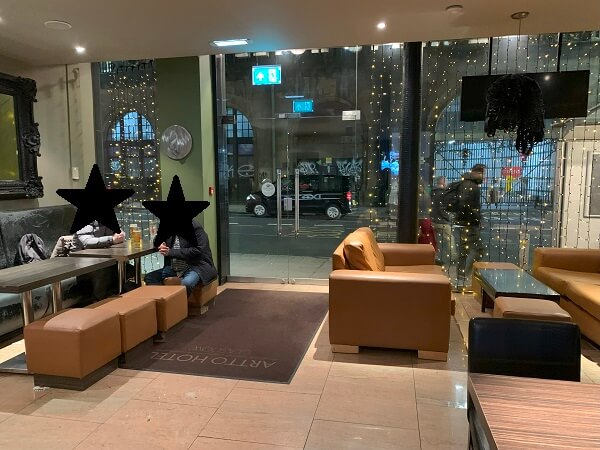 アット―ホテル（Artto Hotel Glasgow）ロビー