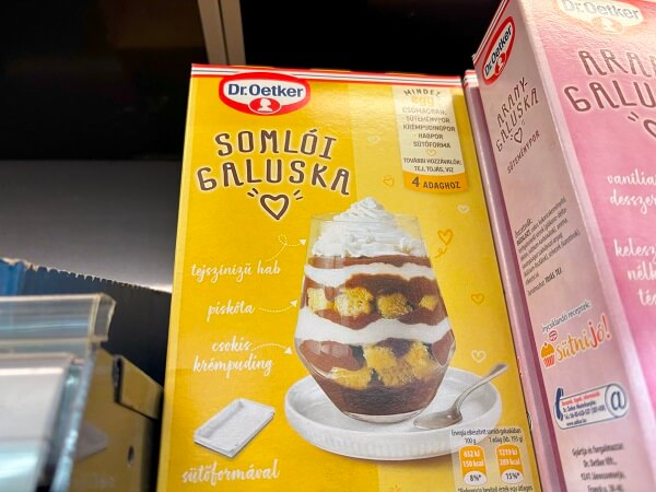 ホームキット版ショムローイ・ガルシュカ(Somlói galuska)