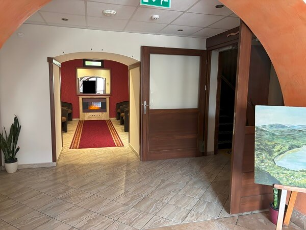 Park Hotel Hévízロビー周辺の様子