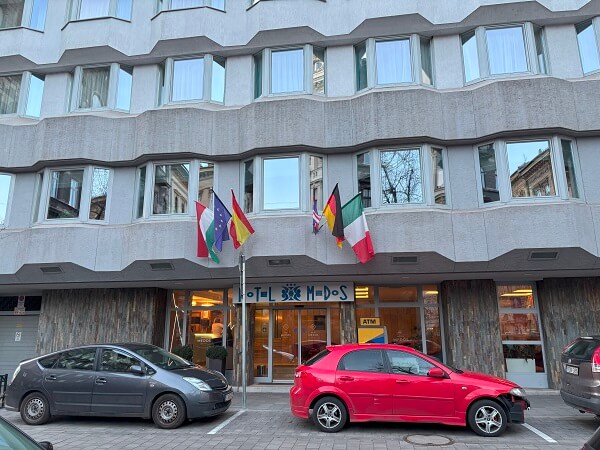 Medos Hotelの外観