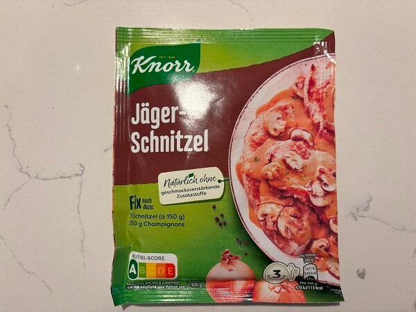 西ドイツ版イェーガーシュニッツェル（Jägerschnitzel）の素