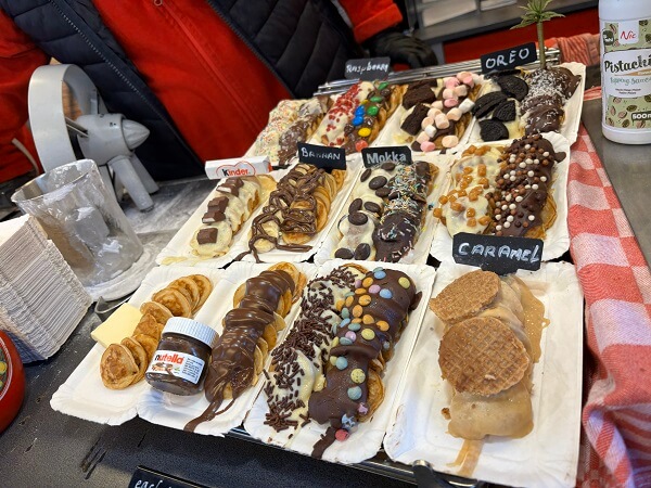 ポッフェルチェ（Poffertjes）