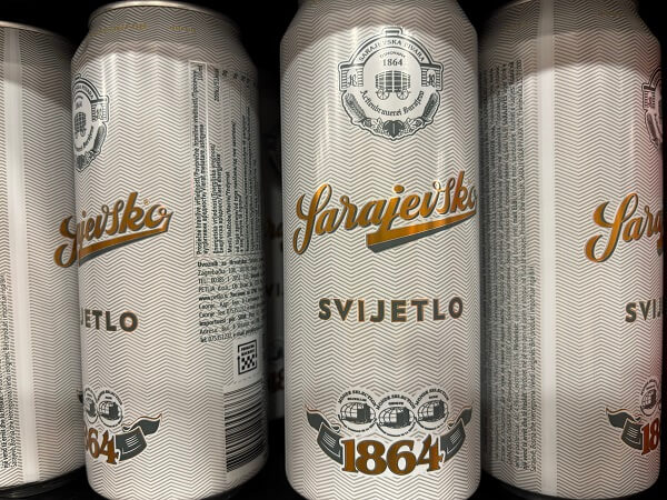 Sarajevsko Svijetlo ライトビール